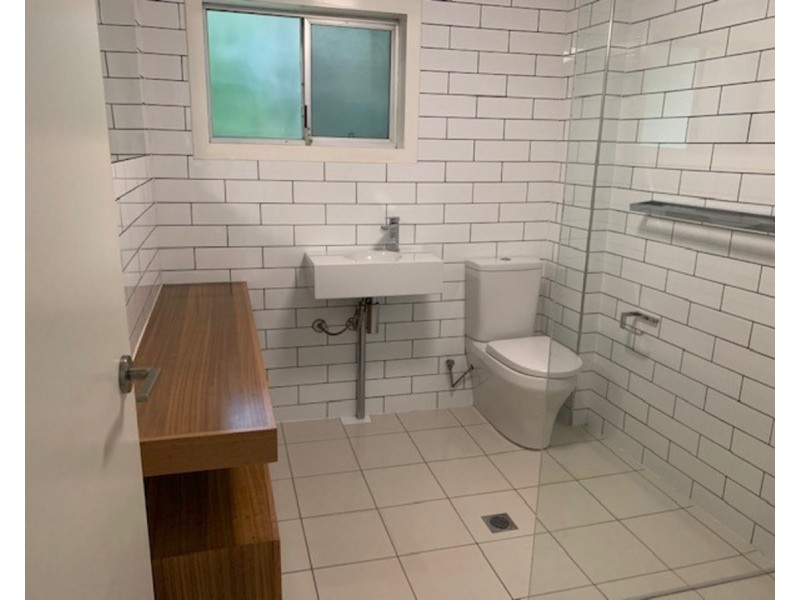 4/7 Hayle, Burleigh Heads QLD 4220