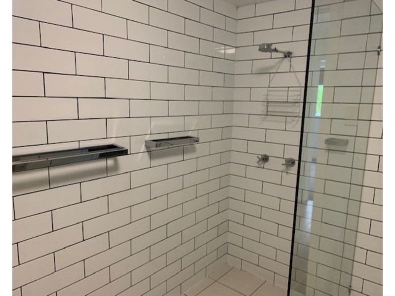 4/7 Hayle, Burleigh Heads QLD 4220