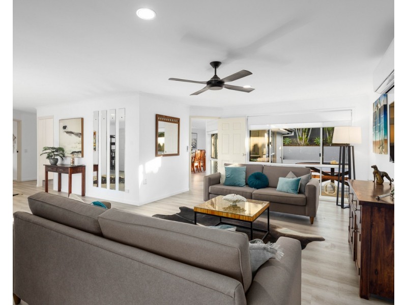 67 Camberwell Circuit, Robina QLD 4226