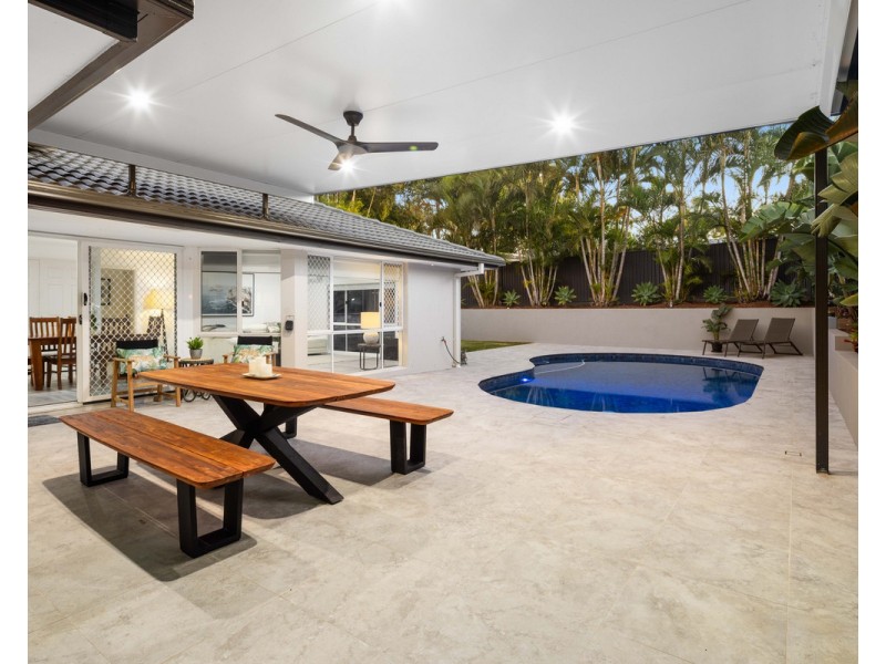 67 Camberwell Circuit, Robina QLD 4226