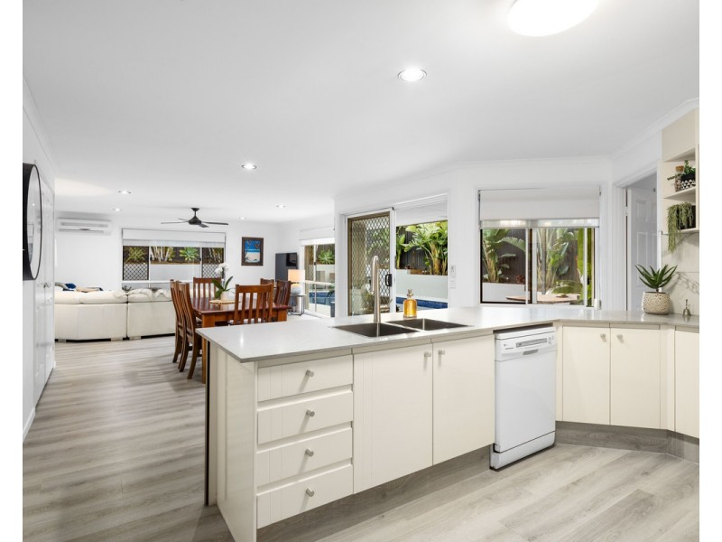 67 Camberwell Circuit, Robina QLD 4226