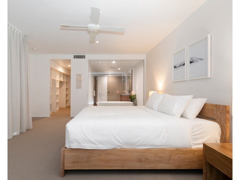 2/1 Nathan Street, Burleigh Heads QLD 4220