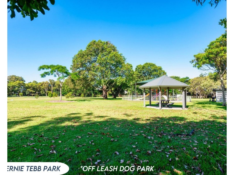 2/8 Russell Court, Miami QLD 4220