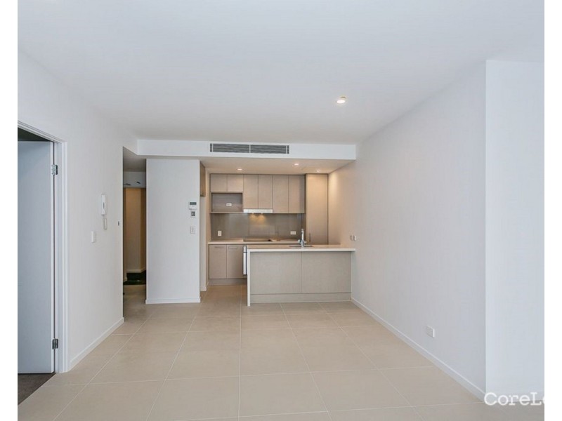 206/11 Andrews Street, Southport QLD 4215
