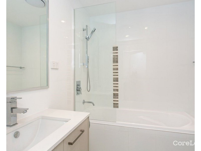 206/11 Andrews Street, Southport QLD 4215