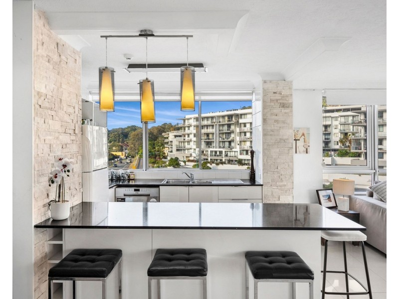 4F/52 Goodwin Terrace, Burleigh Heads QLD 4220