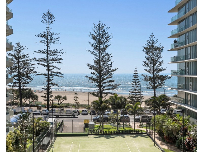 4F/52 Goodwin Terrace, Burleigh Heads QLD 4220