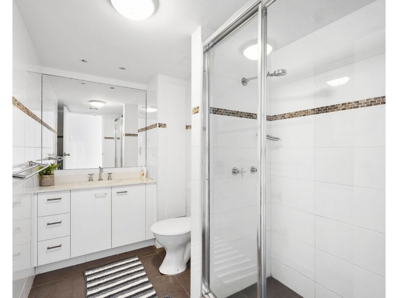 4F/52 Goodwin Terrace, Burleigh Heads QLD 4220