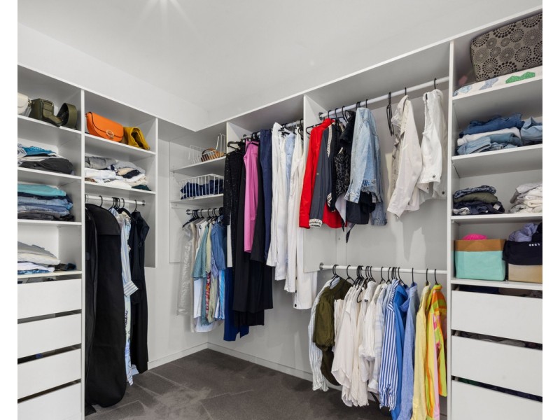 9 Hill Avenue, Burleigh Heads QLD 4220