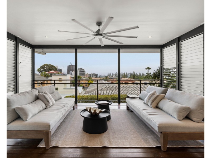 9 Hill Avenue, Burleigh Heads QLD 4220