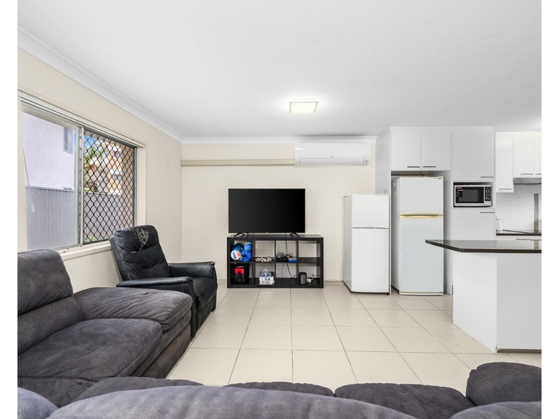 2/1960 Gold Coast Highway, Miami QLD 4220