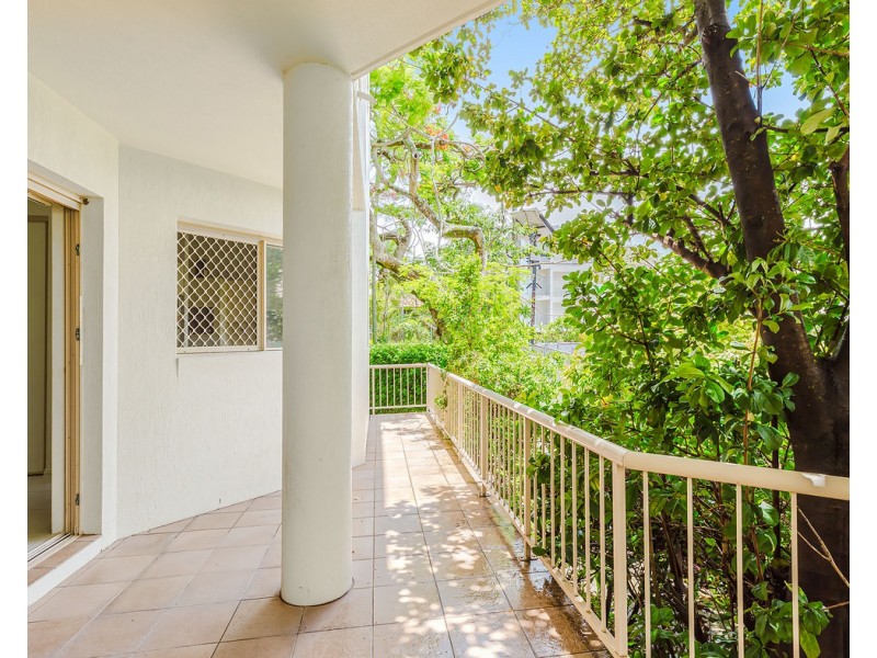 1/25 Lather Street, Southport QLD 4215