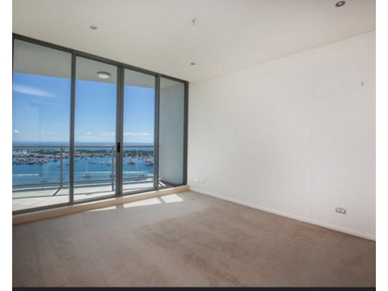 2305/1 Como Crescent, Southport QLD 4215