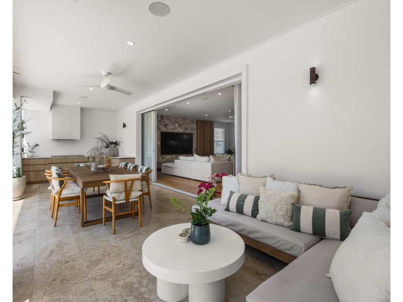 38 Burleigh Street, Burleigh Waters QLD 4220