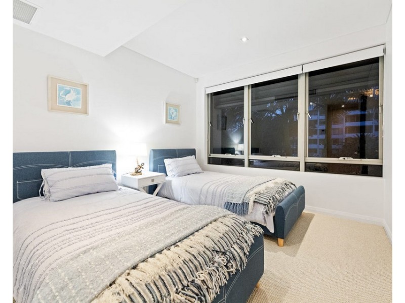 201/200 The Esplanade, Burleigh Heads QLD 4220