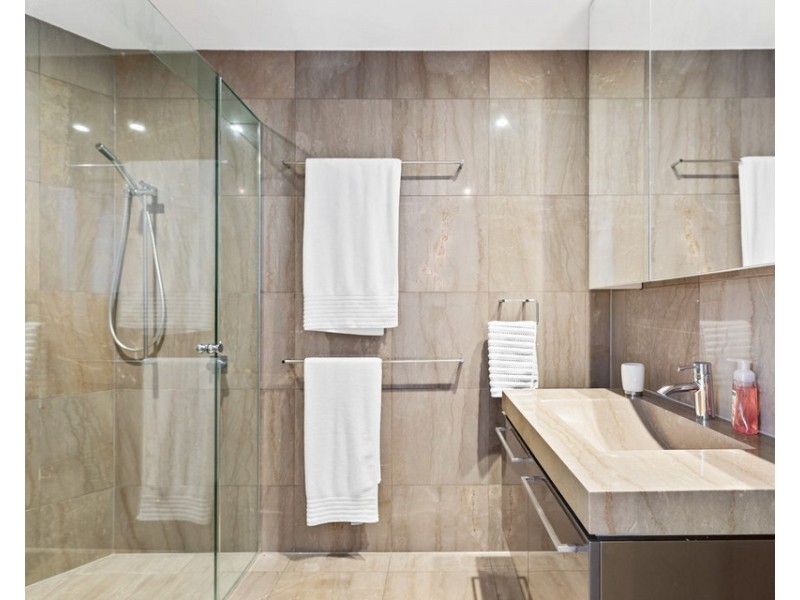 201/200 The Esplanade, Burleigh Heads QLD 4220