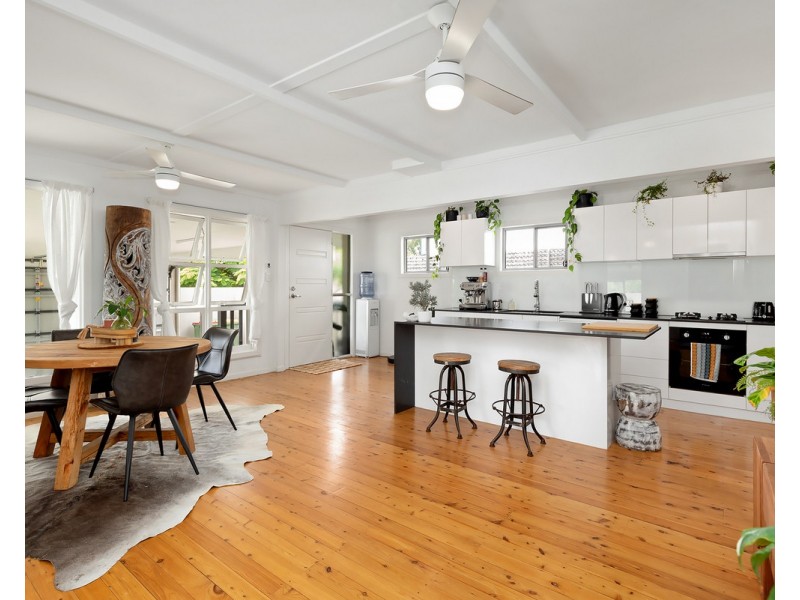 1/46 Nobby Parade, Miami QLD 4220