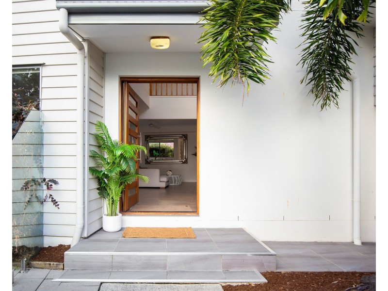 3 Starling Street, Burleigh Heads QLD 4220