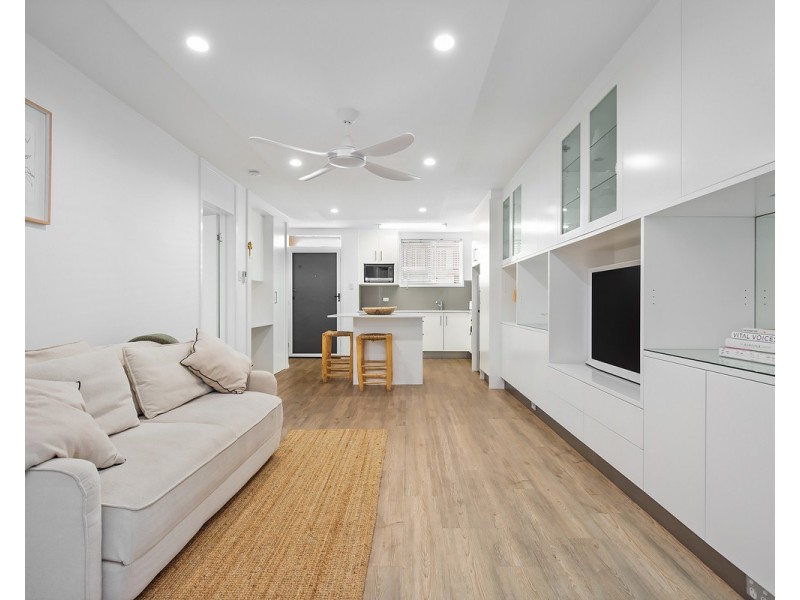 10/286 The Esplanade, Miami QLD 4220