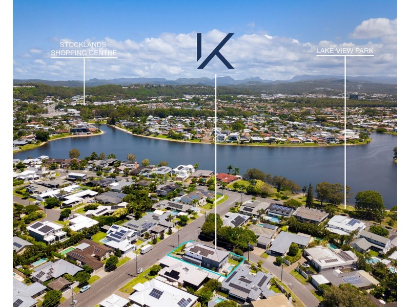 33 Sandpiper Drive, Burleigh Waters QLD 4220