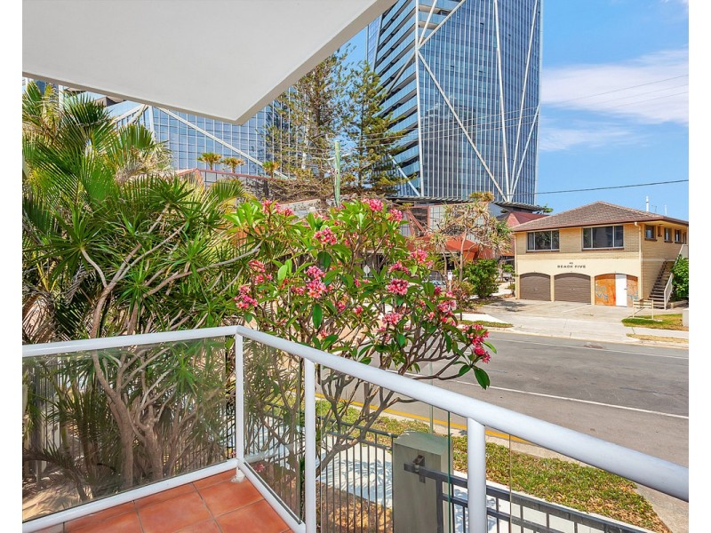 2/45 Old Burleigh Road, Surfers Paradise QLD 4217