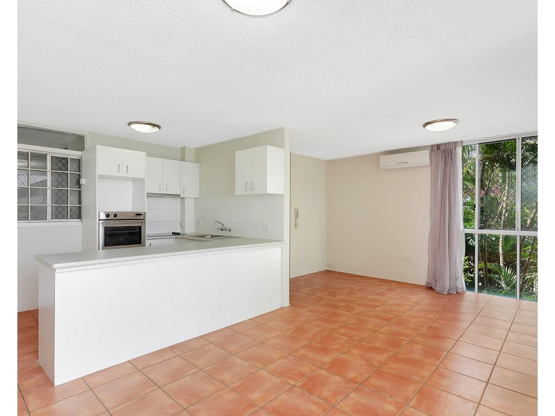 2/45 Old Burleigh Road, Surfers Paradise QLD 4217