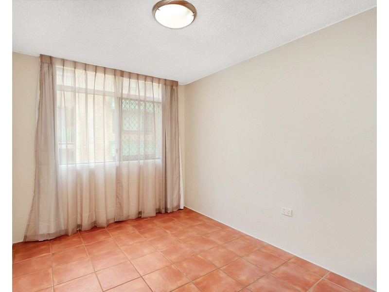 2/45 Old Burleigh Road, Surfers Paradise QLD 4217