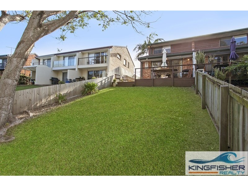 3/32 Sunbird Street, Burleigh Waters QLD 4220