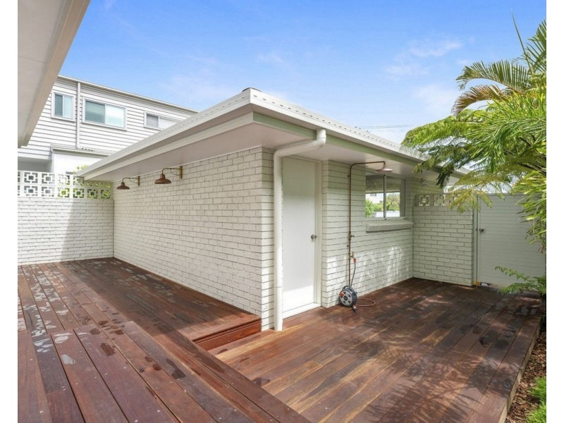 1/25 Evandale Crescent, Miami QLD 4220