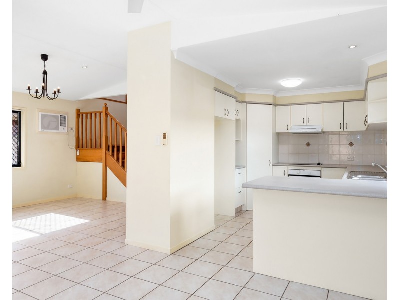 1/31 Mountain View Avenue, Miami QLD 4220