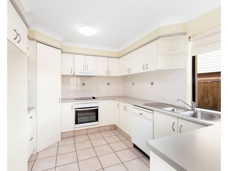 1/31 Mountain View Avenue, Miami QLD 4220