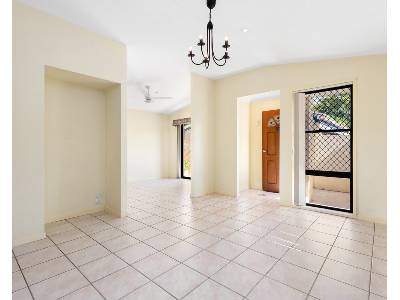 1/31 Mountain View Avenue, Miami QLD 4220