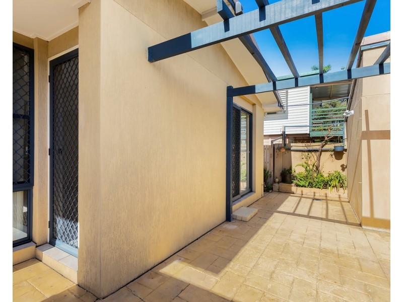 1/31 Mountain View Avenue, Miami QLD 4220