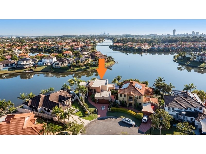 9 Crozet Court, Burleigh Waters QLD 4220