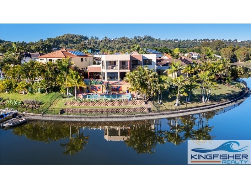 9 Crozet Court, Burleigh Waters QLD 4220