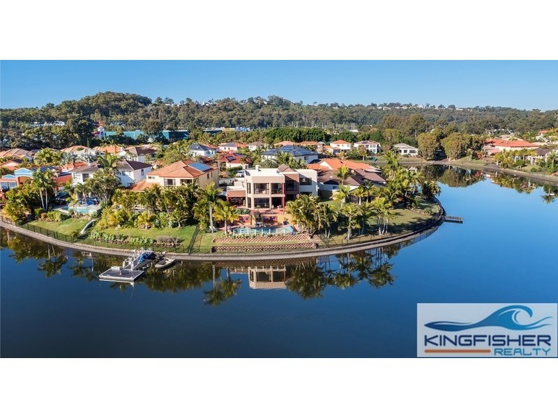 9 Crozet Court, Burleigh Waters QLD 4220