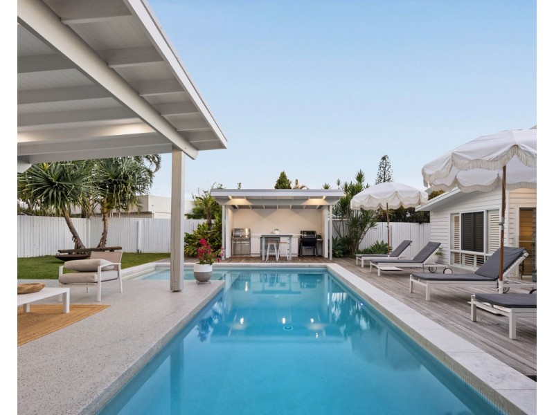 85 Burleigh Street, Burleigh Waters QLD 4220