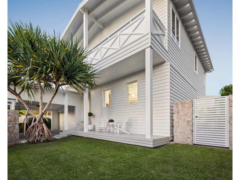 85 Burleigh Street, Burleigh Waters QLD 4220