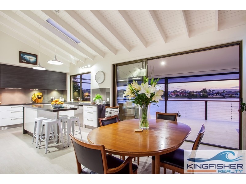 78 Burleigh Street, Burleigh Waters QLD 4220