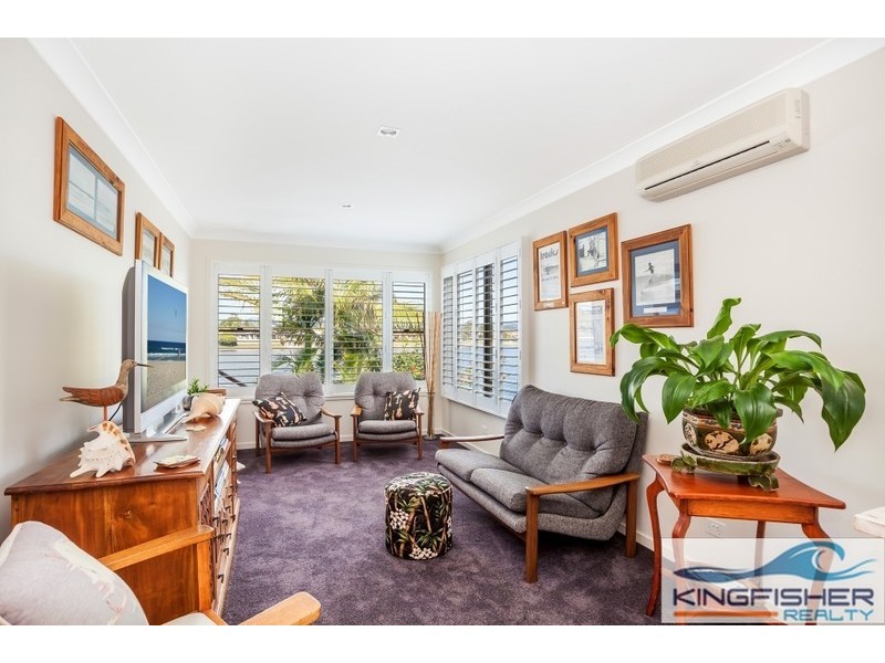 78 Burleigh Street, Burleigh Waters QLD 4220