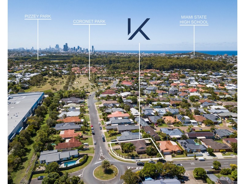 92 Coronet Crescent, Burleigh Waters QLD 4220