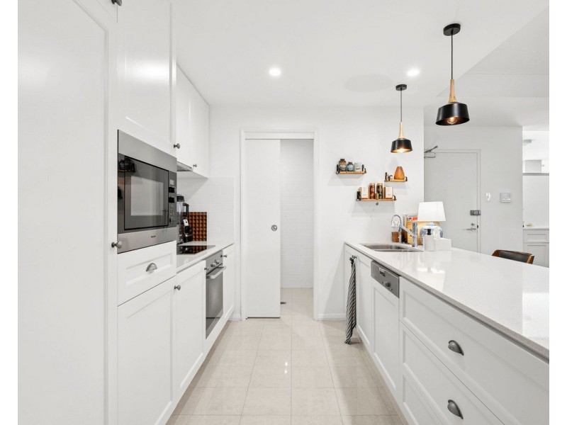 111/22-24 Ben Lexcen Place, Robina QLD 4226