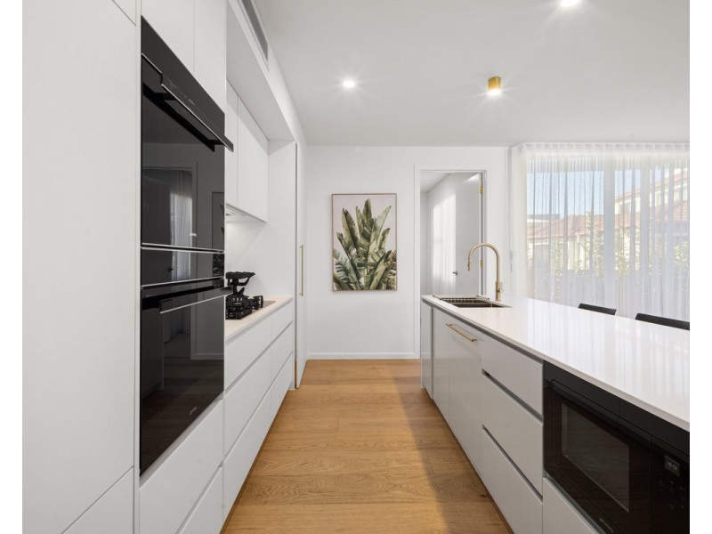 3 Keith Street, Burleigh Heads QLD 4220