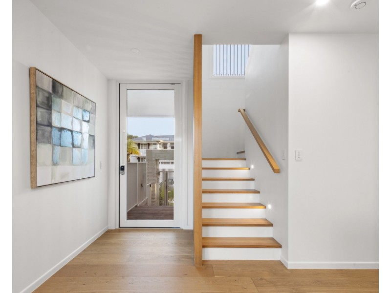 3 Keith Street, Burleigh Heads QLD 4220