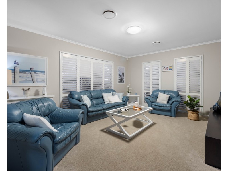 1 Seychelles Court, Burleigh Waters QLD 4220