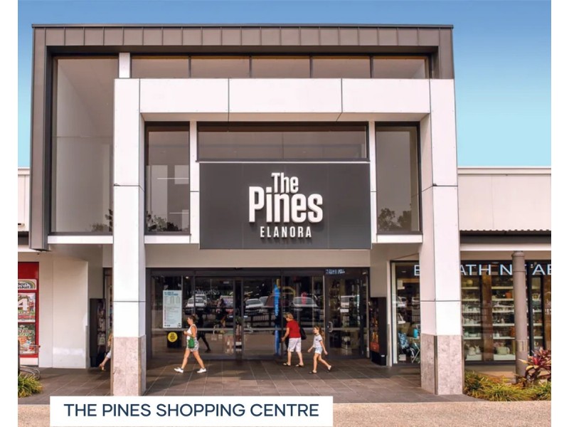 27 Tahiti Avenue, Palm Beach QLD 4221