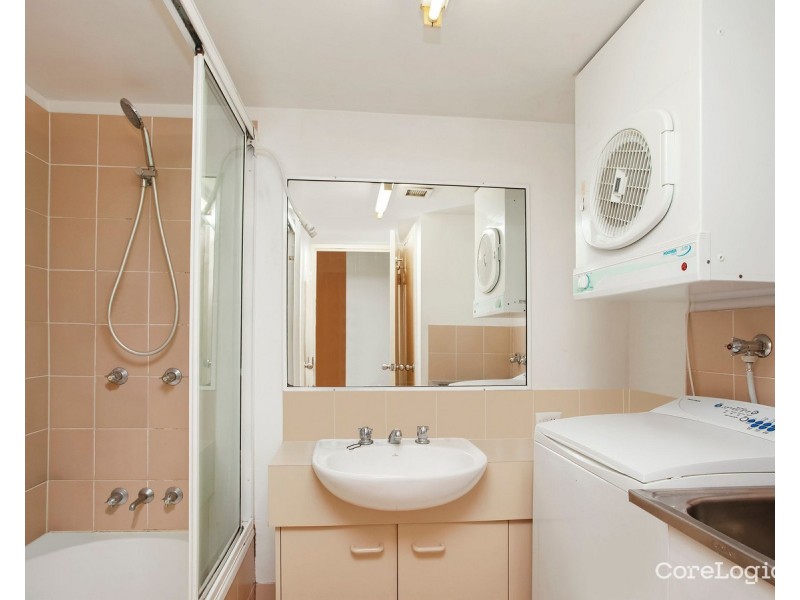 228/19 Burleigh, Burleigh Heads QLD 4220