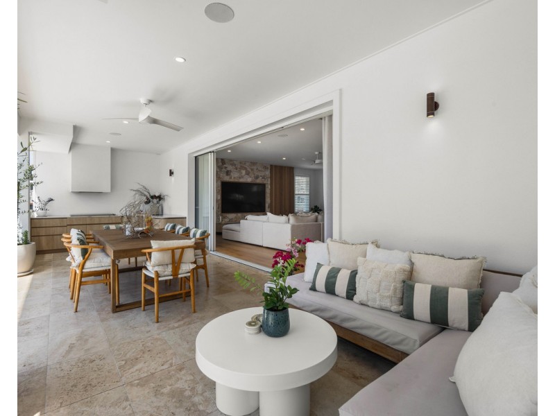 38 Burleigh Street, Burleigh Waters QLD 4220