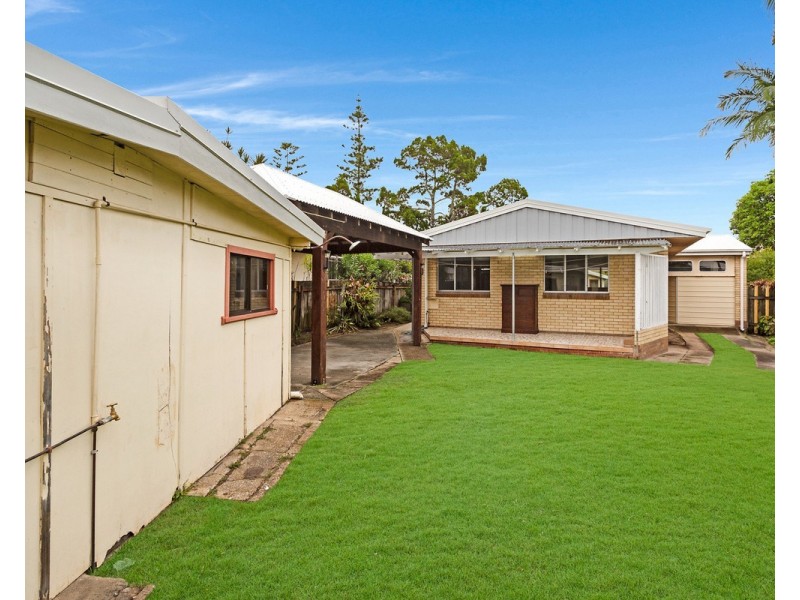 19 Diana Avenue, Burleigh Heads QLD 4220