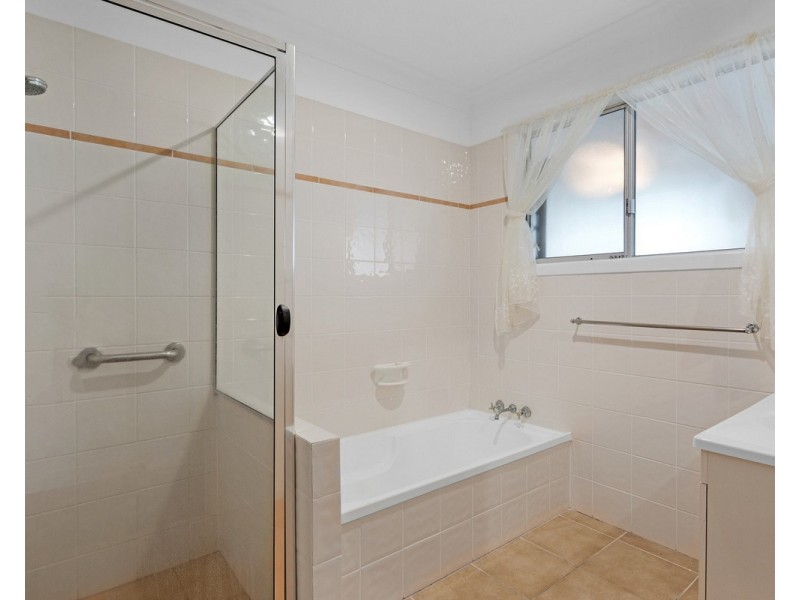 19 Diana Avenue, Burleigh Heads QLD 4220